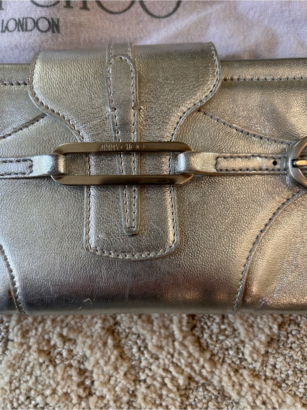 Jimmy Choo Metallic Silver Leather Wristlet Clutch with Buckle Detail - Picture 4 of 8